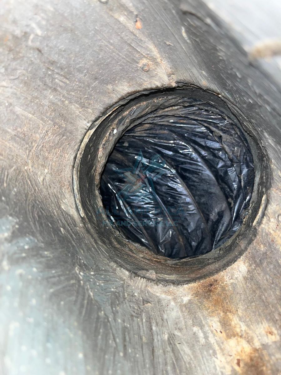 Return duct cleaned during a service in Florida