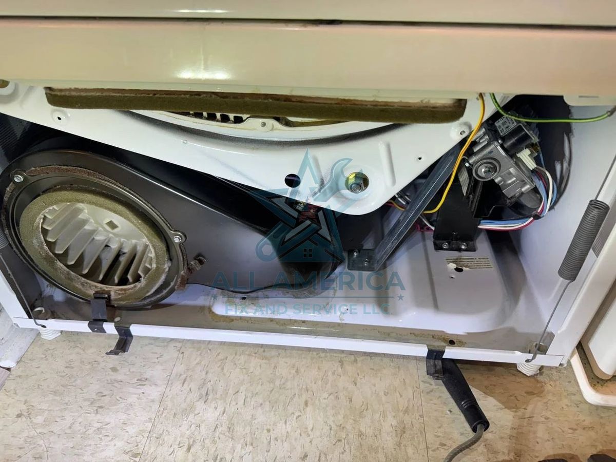 Duct interior before cleaning, Florida
