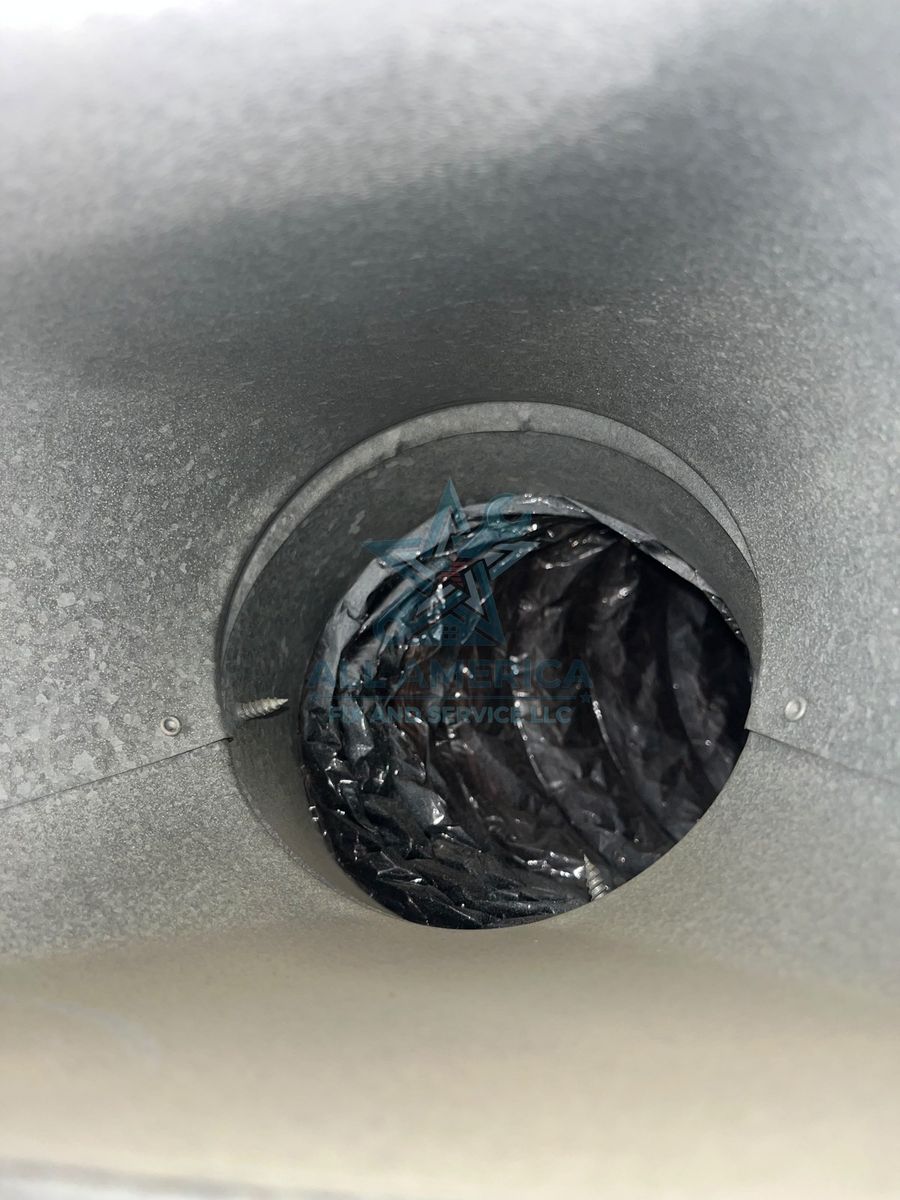 Duct interior before cleaning, Florida