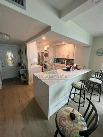 Cabinet and countertop installation in Miami