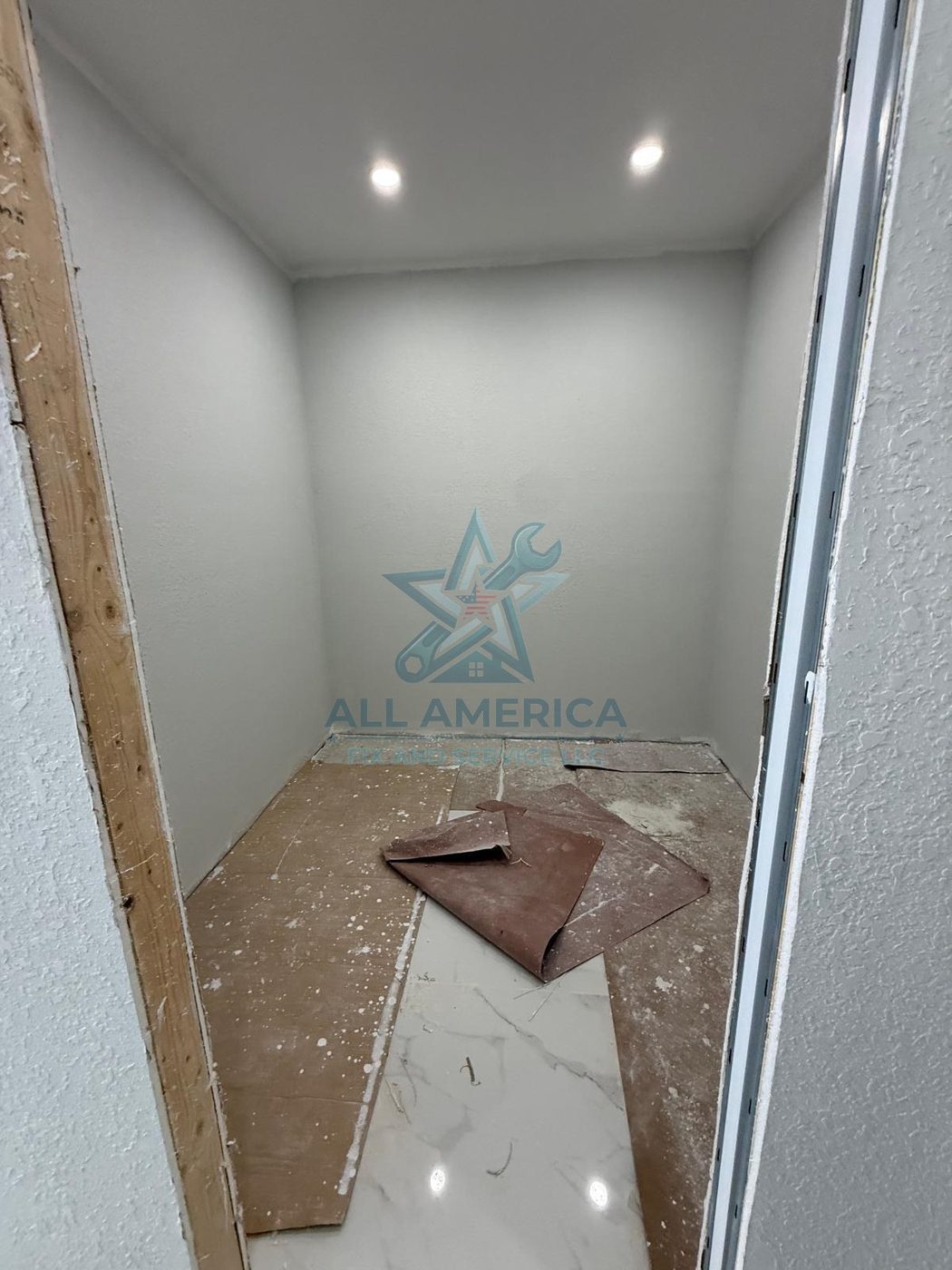 Interior painting and trim work in a Florida home
